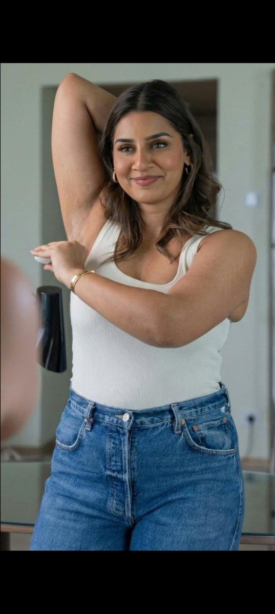 Desi Craves tweet media