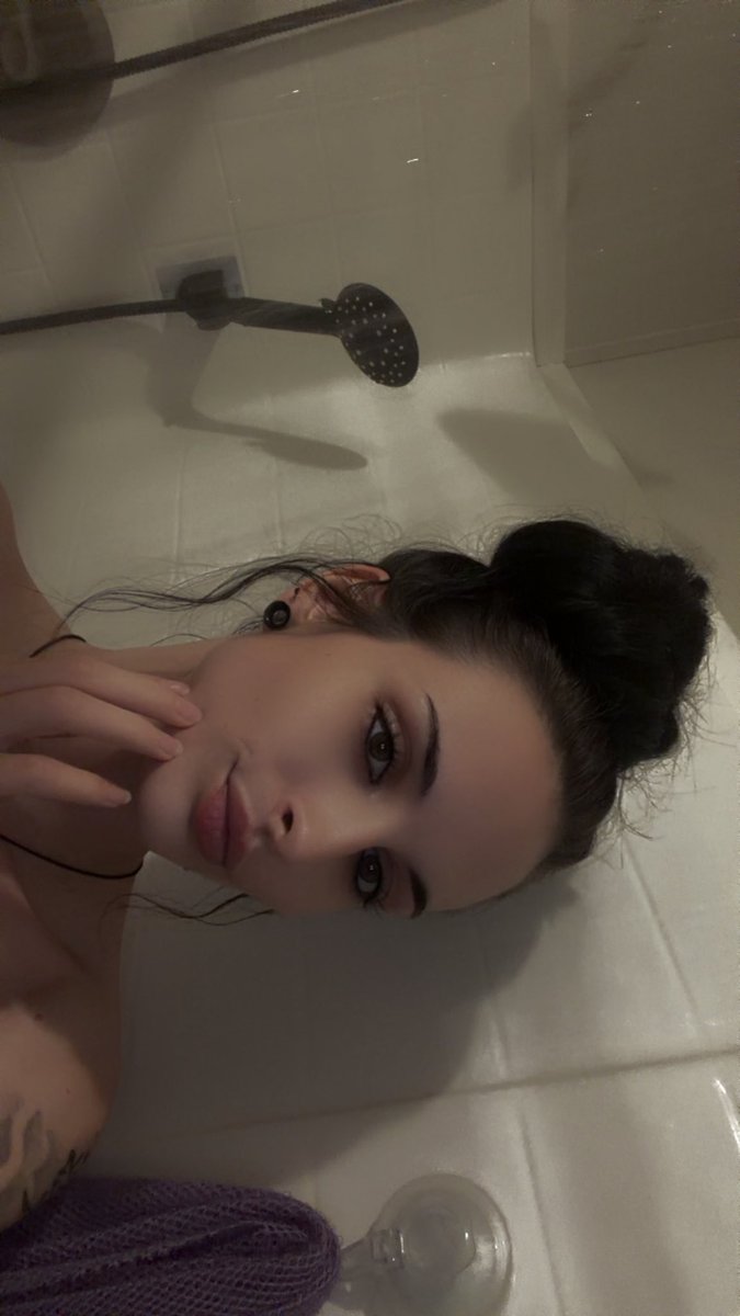 mariebbyonly's tweet photo. https://t.co/jJin9O7Xdt