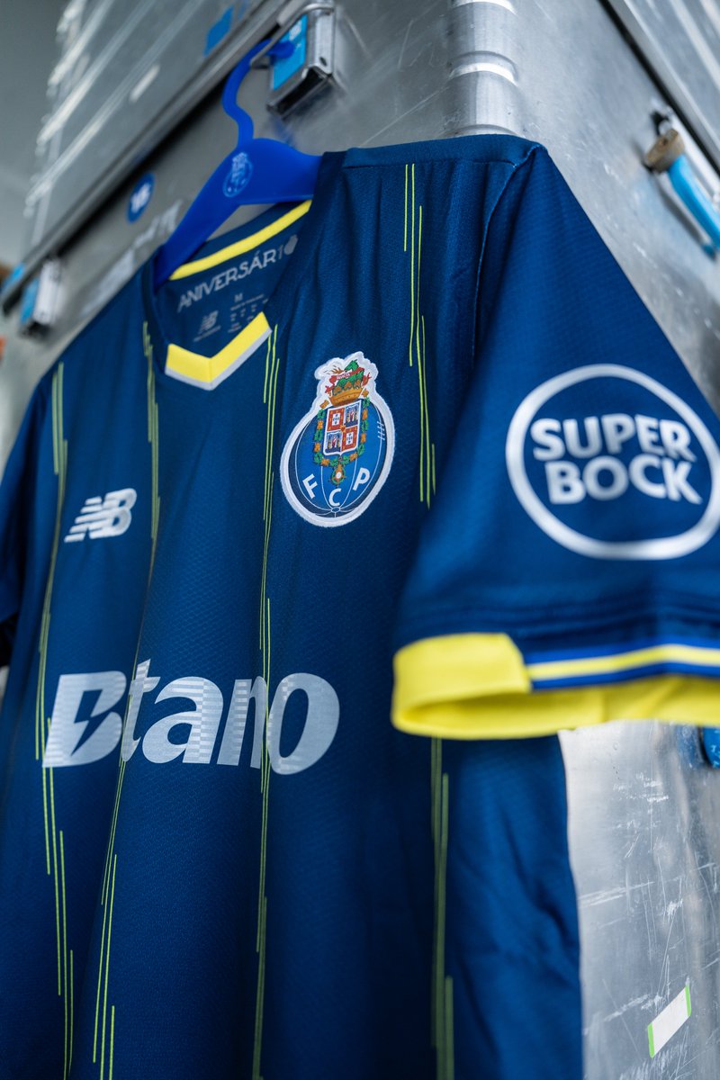 Inspirada em Dublin
Pronta para Estugarda 💙

A nossa camisola para o VfB Stuttgart-FC Porto▶ fcpor.to/4s06Cz3