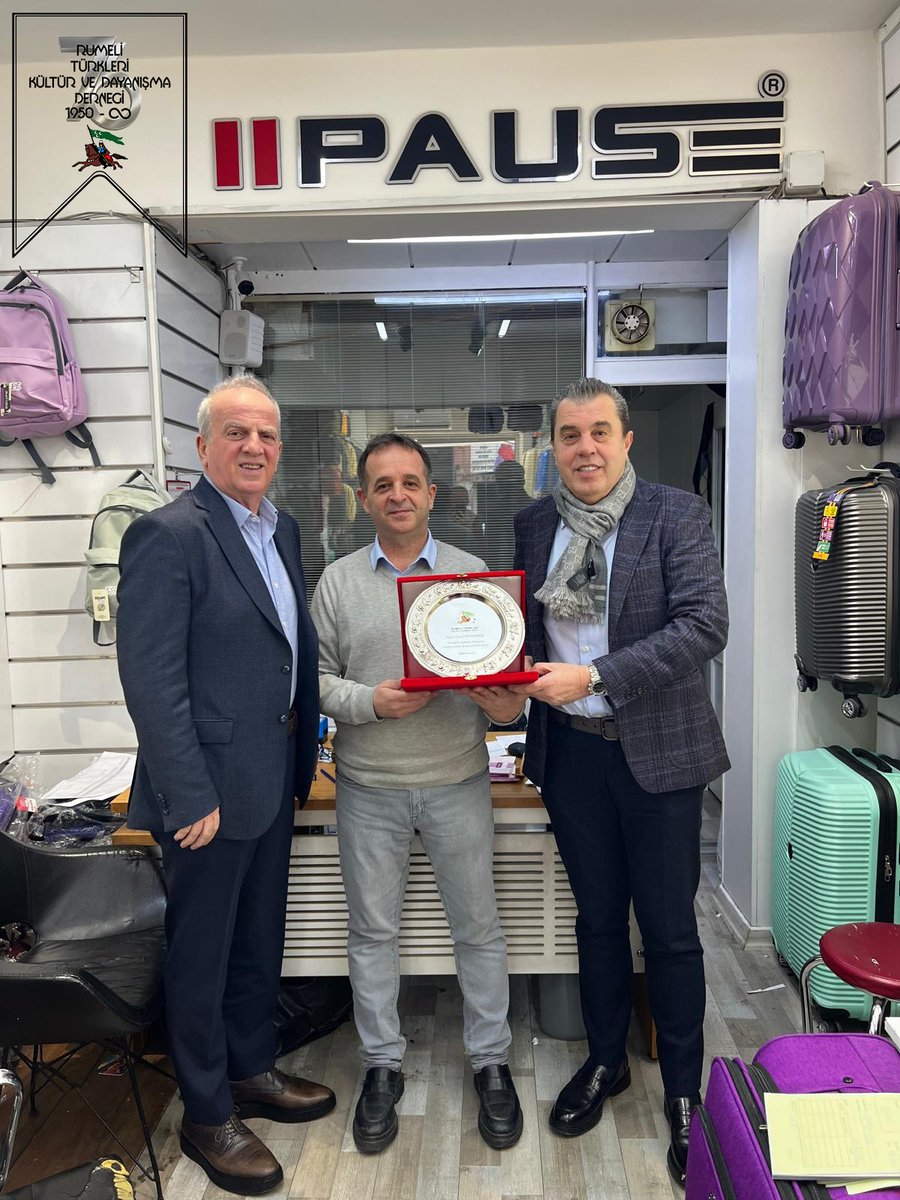 Kıymetli bağışçılarımızla bir araya gelmeye devam ediyoruz! ✨ Derneğimizin her zaman yanında olan, değerli bağışçımız Sayın Cemil Yedikardeş’i iş yerinde ziyaret ettik. Genel Başkanımız Özcan Sönmez ve Önceki Dönem Genel Başkanımız Adnan Şahinler ile birlikte, şükranlarımızın