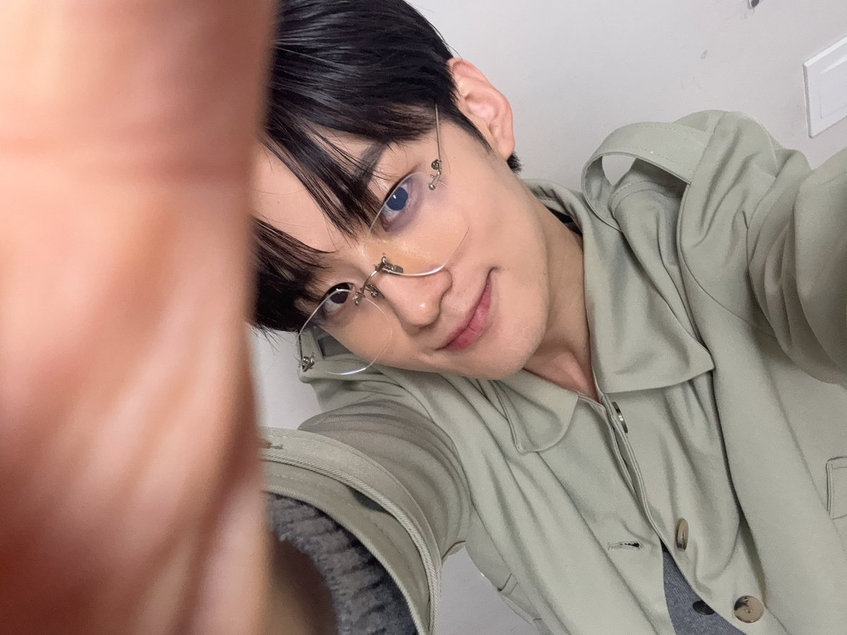 VERIVERY tweet media