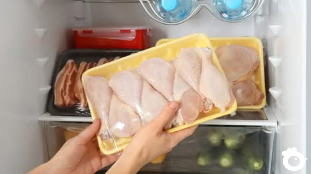 _Vivailpollo's tweet photo. Leggero, nutriente e incredibilmente versatile: non sorprende che le carni bianche siano tra le più amate dagli italiani.
Scopri perché il pollo è sempre più protagonista a tavola👉 https://t.co/HdC1P48nay

#wilpollo https://t.co/4uk92fvJYp