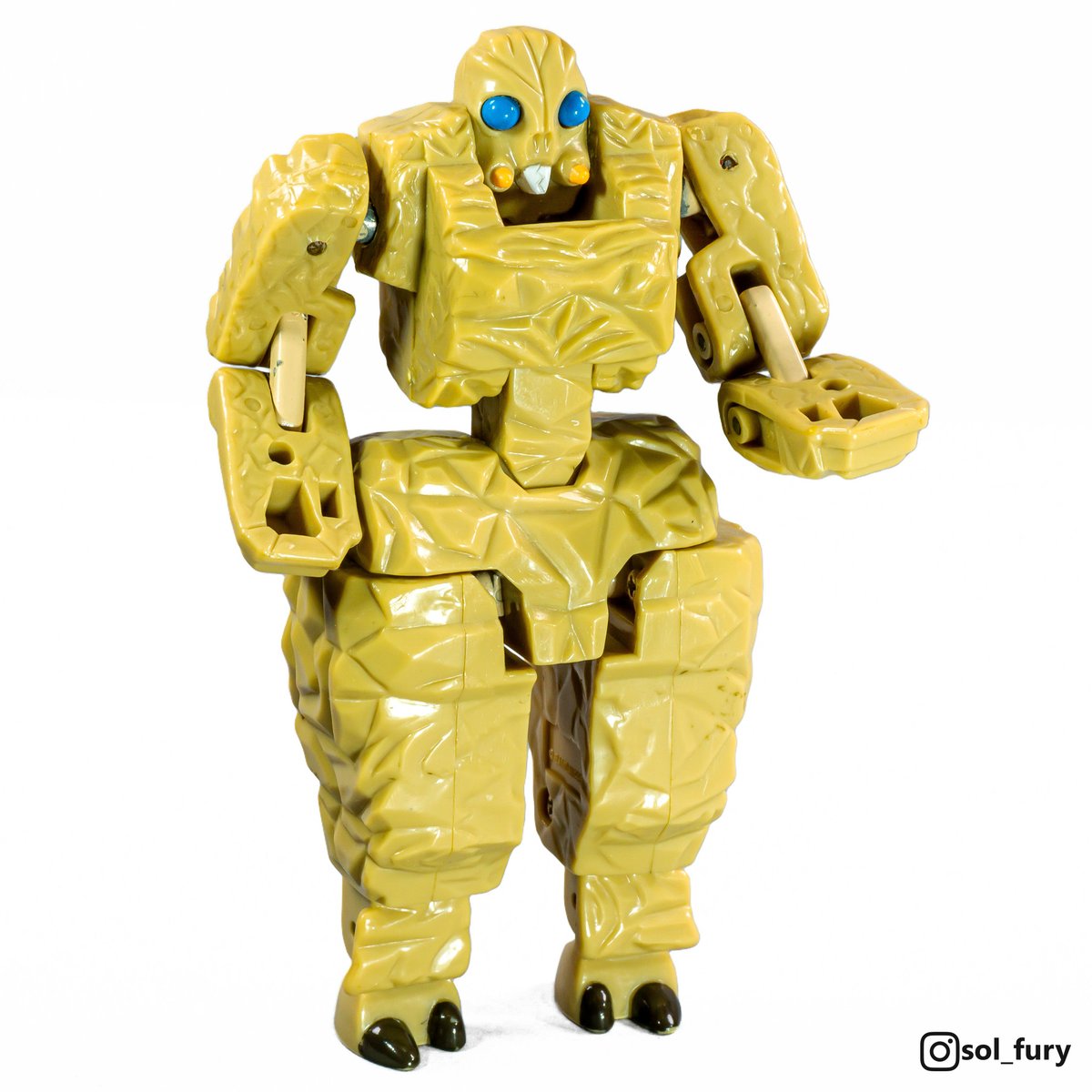 Sol Fury - Transformer of the Day tweet media