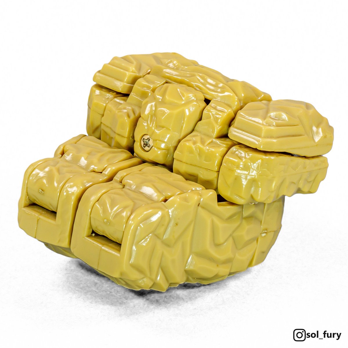 Sol Fury - Transformer of the Day tweet media