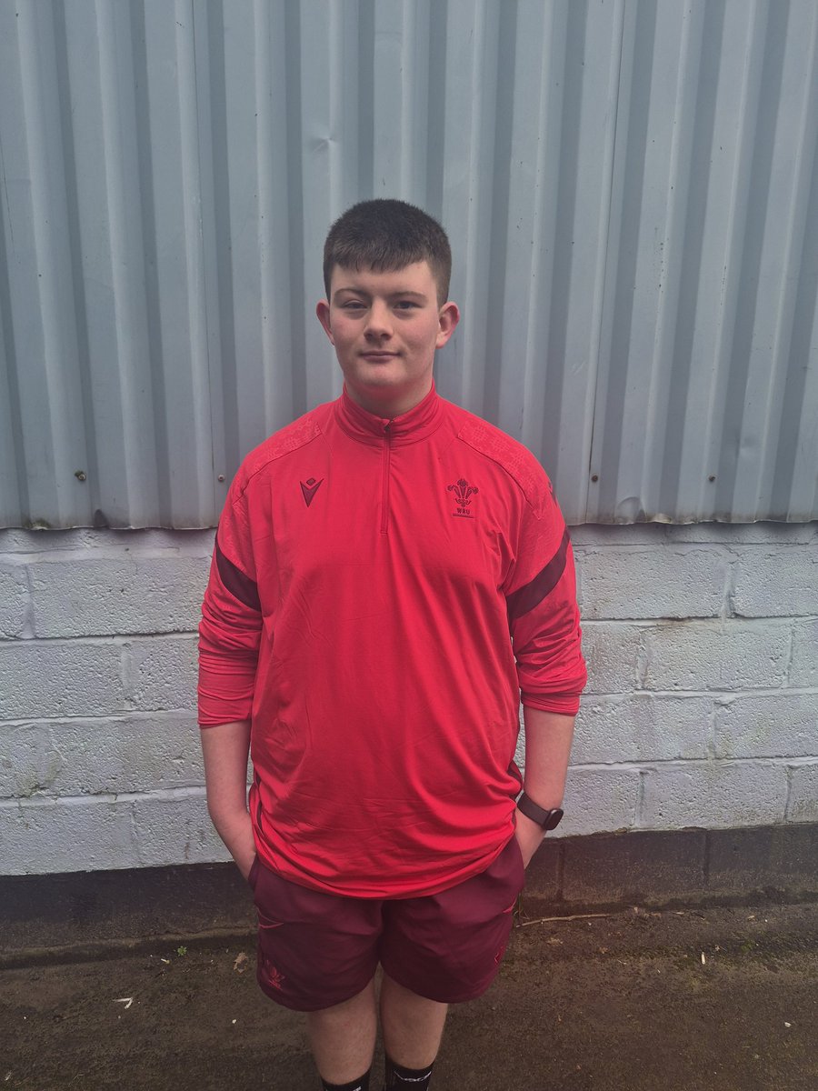 Kate 💛 tweet media