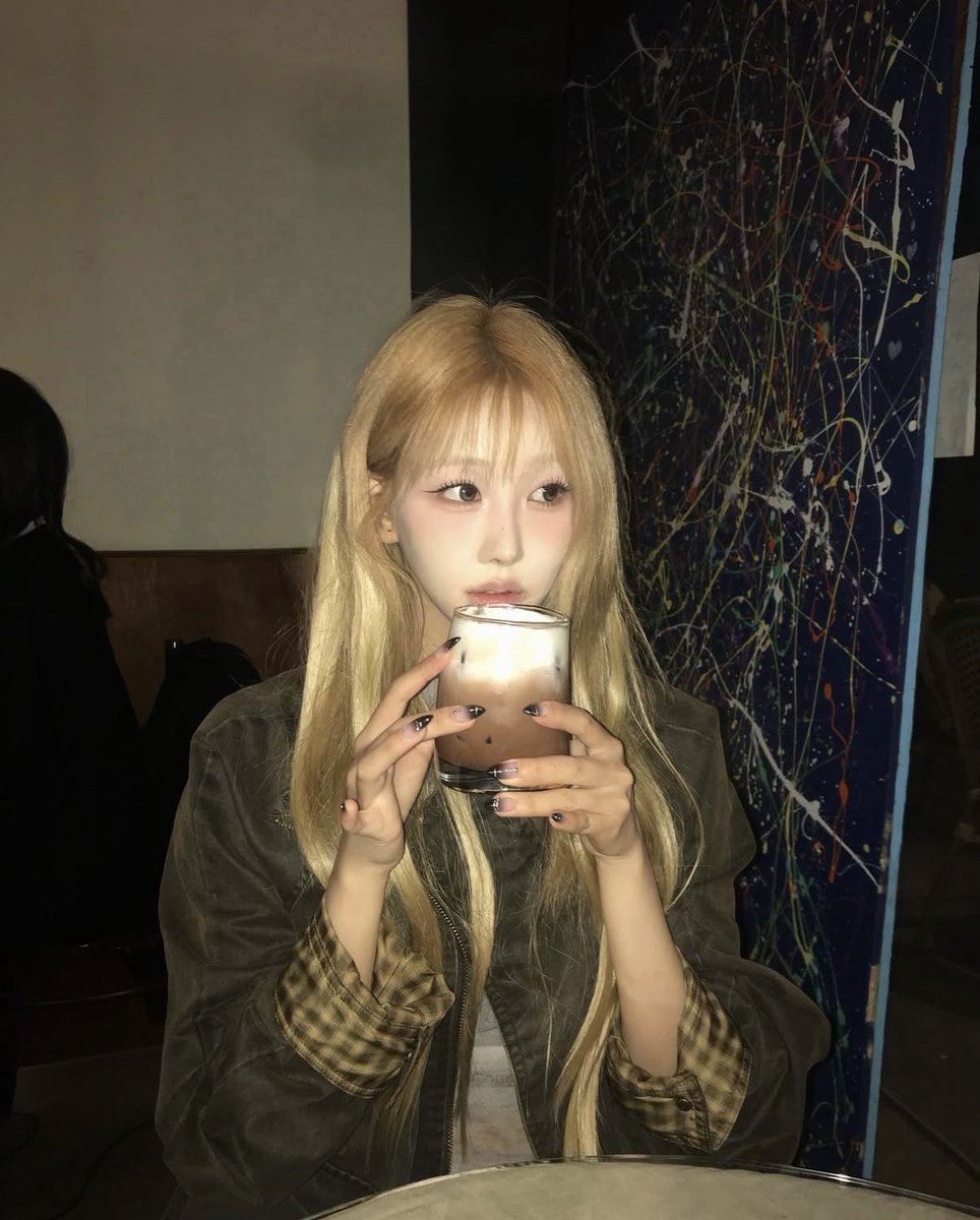 커피 데이트 ☕️🩷

#한나 #구한나 #KOOHANNA
#UDTT #우당탕탕소녀단 #coffee