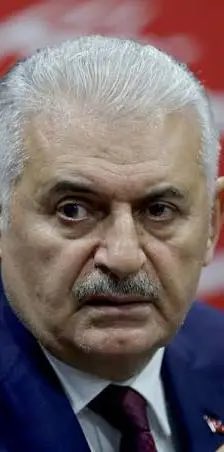 Duruşmanın ilk gününde Ekrem İmamoğlu’yla tartışan hakimin Varlık Fonu’ndaki 25 milyon dolarlık yolsuzluk davasında Binali Yıldırım’ın dinlenmesi talebini reddettiği ortaya çıktı.