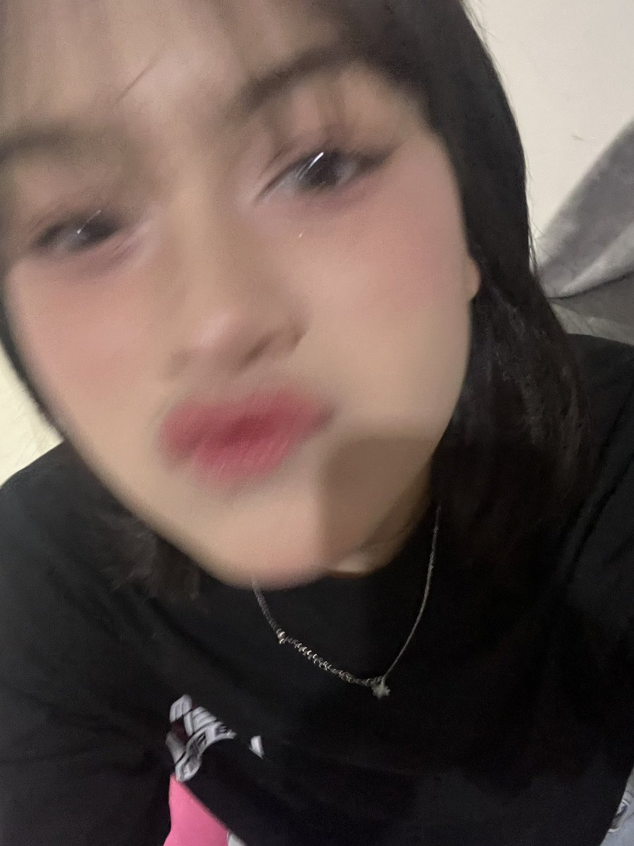 Nina Tutachia tweet media
