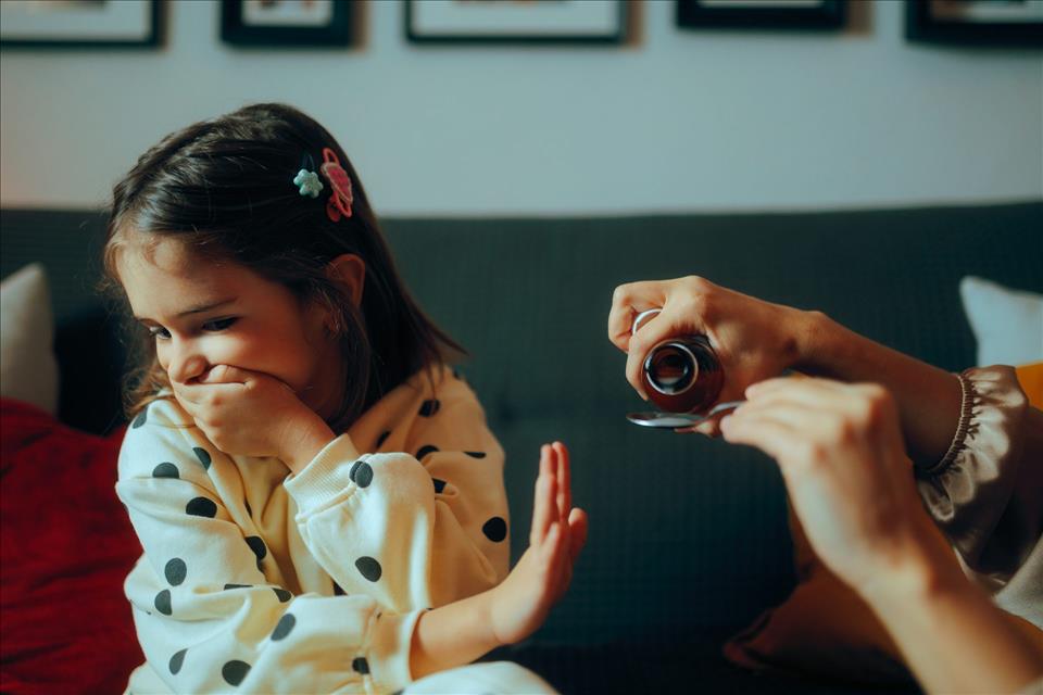 MENAFN's tweet image. Kids Can Take Tablets, So Why Are We Still Giving Liquid Medicines? #Kids #Take #Tablets, #Still #Giving #Liquid #Medicines? #Vaccines #Pills #Doctor #Hospital #Pandemic dlvr.it/TRPZhW