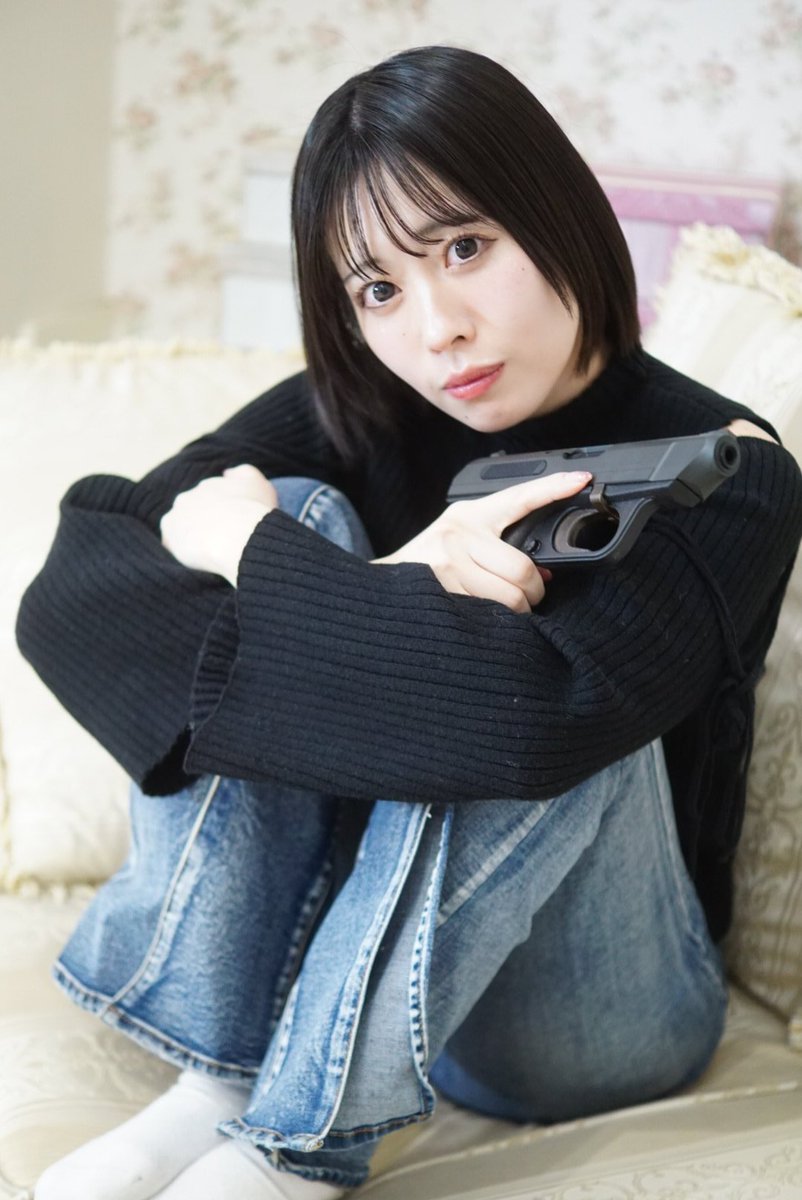 EndGai's tweet image. 武器大好きアイドル #三好杏依 ちゃんに #VP70 (ガスガン)を渡してみら·······
🩵可愛かった〜(〃∇〃)🩵
#三好杏依
#アイドル
#InnocentFairy