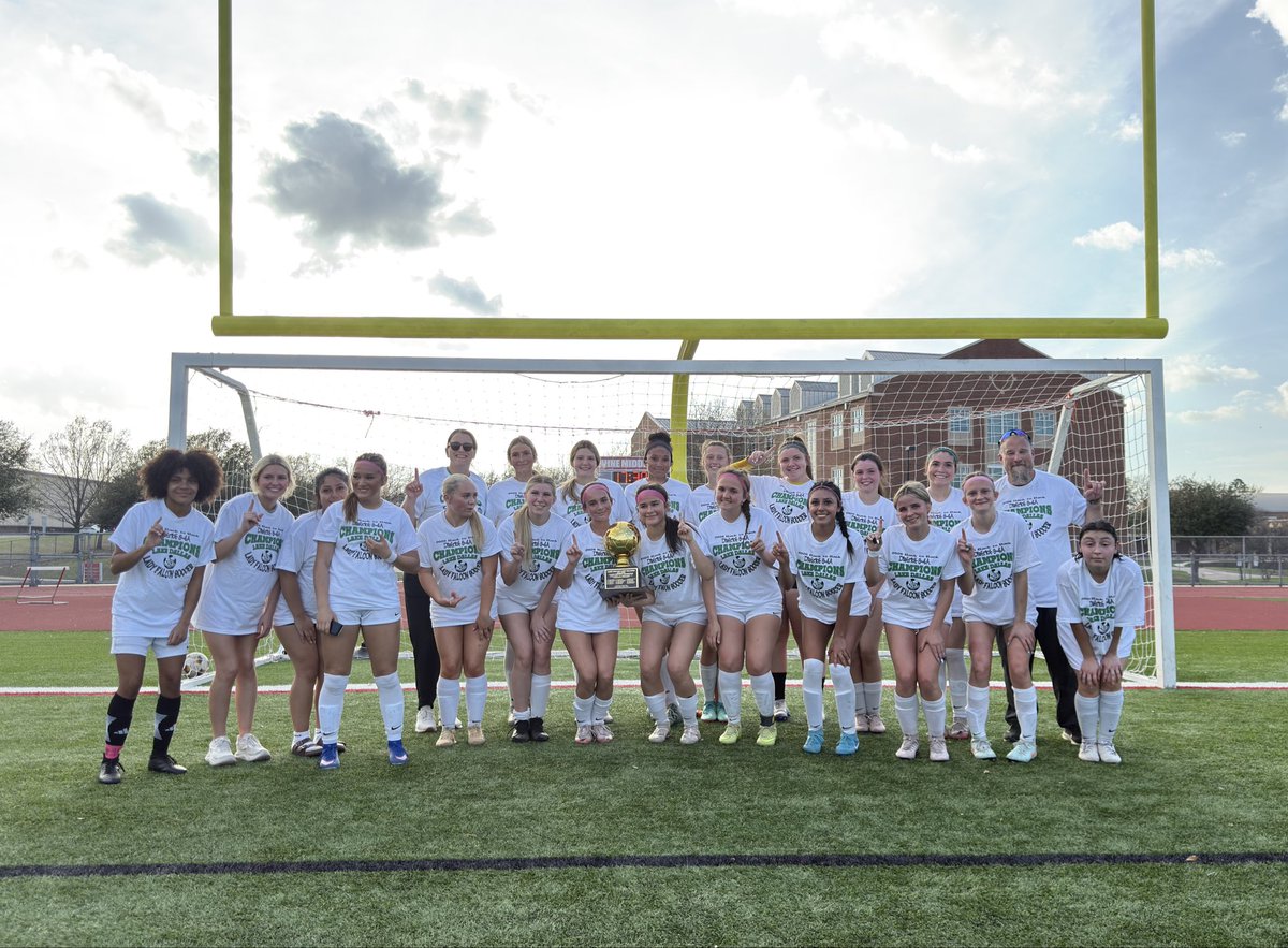 ACFSoccer2010's tweet photo. Finished District with 2 Goals and 3 Assists! District 8-4A Champs! Now on to Playoffs! ⚽️

#StudentAthleteLife #varsitysoccer #centermid #districtchamps 

@ImYouthSoccer @ImCollegeSoccer @TheSoccerWire @TopDrawerSoccer @TopPreps  @AZgirlsSoccer @PrepSoccerTX @MaxPreps https://t.co/VHasy2af4v