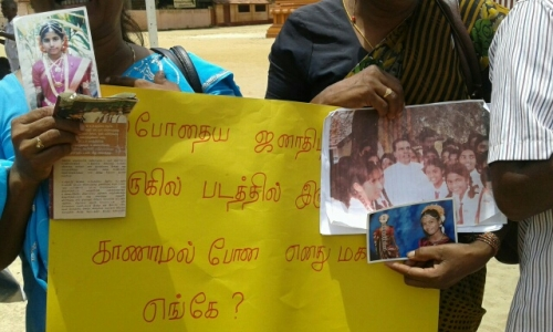 TamilGuardian's tweet photo. 🪔 Tamil father dies after years searching for disappeared daughter

A Tamil father who spent years searching for his forcibly disappeared daughter and participating in protests demanding answers has passed away in Vavuniya.

The deceased, identified as Kasipillai (66), was a resident of Periyamadu in the Nedunkeni area. He was the husband of Jeyavanitha, President of the Association of Relatives of the Enforced Disappeared in the Tamil Homeland.

Kasipillai’s daughter, K. Jeromy, was abducted and forcibly disappeared in 2009 during the final stages of the armed conflict.

Read more ⬇️

https://t.co/ArMkzybYpo