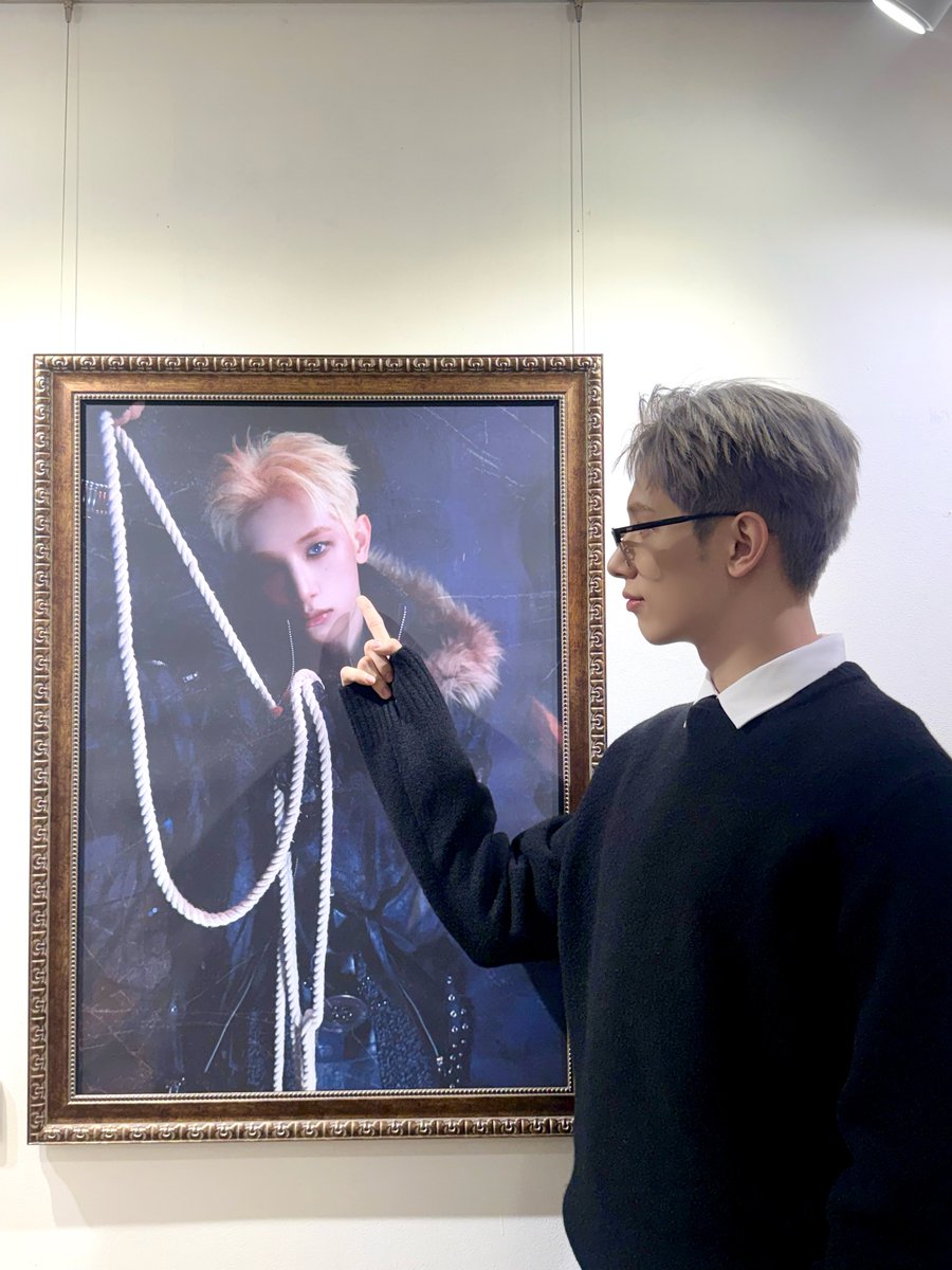 ALL(H)OURS tweet media