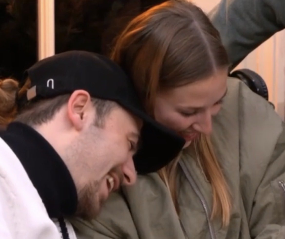 Perine Sissel tweet media