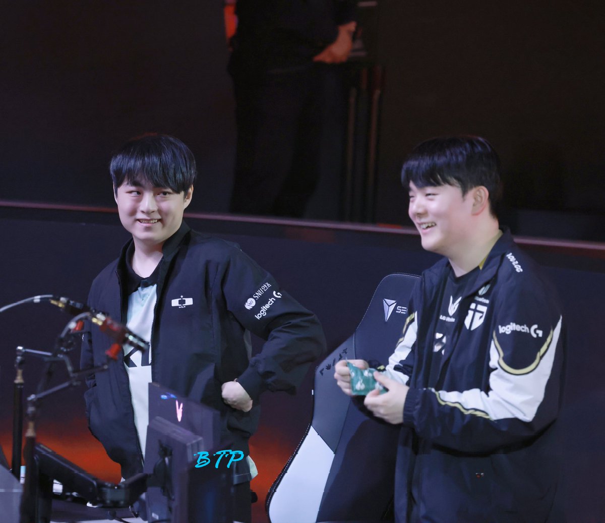 NINALA_tan's tweet photo. 20250110 Season Opening 🐻‍❄️🐈‍⬛
Miss these two so much🥺
#ShowMaker #Canyon https://t.co/oB5RQdyhmF