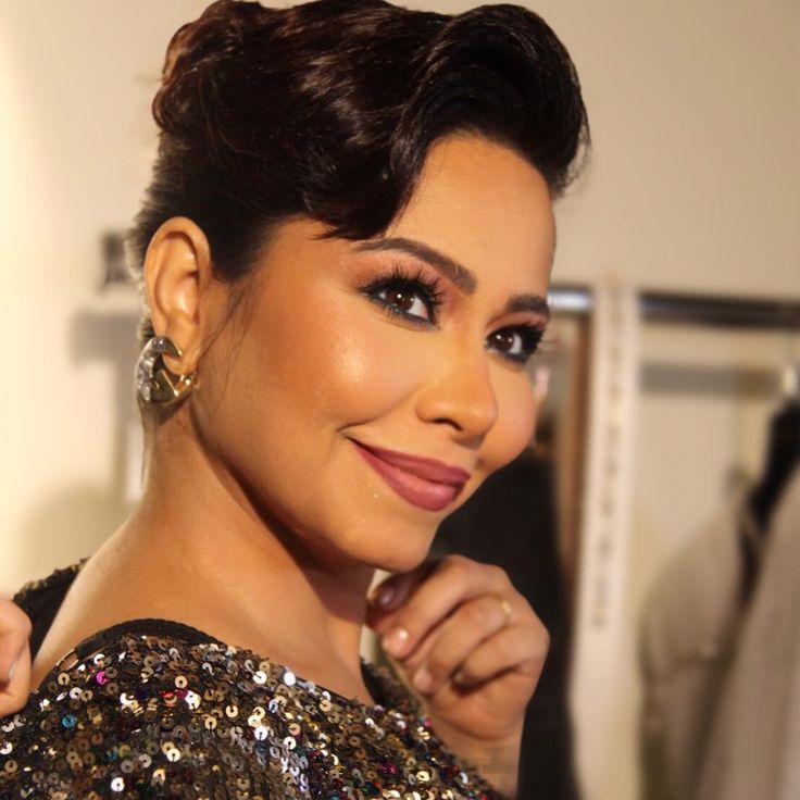 كل يوم صورة لشيرين لحد ماترجع tweet media