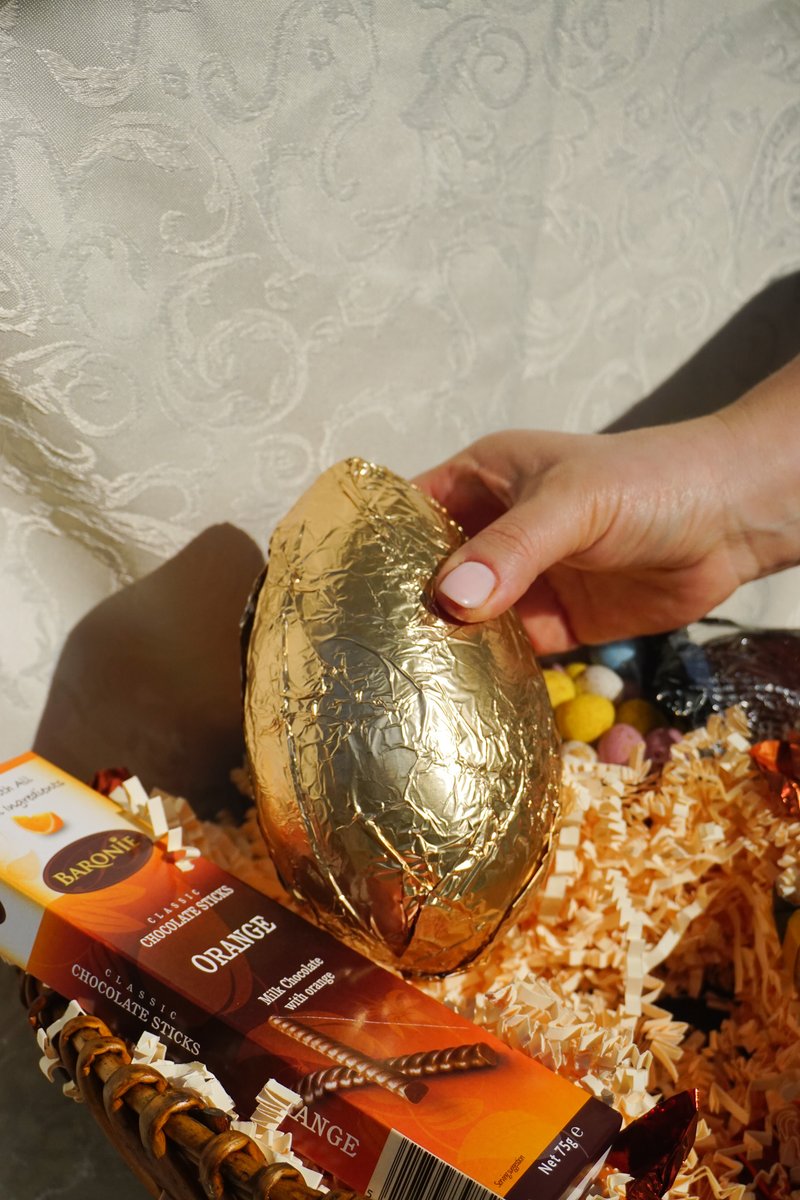 HampergiftsUK's tweet image. You just found the cutest Easter party gift. 🐣 @BorderBiscuits 

Perfect for Easter hosting, family treats, or sending a little spring surprise:
hampergifts.co.uk/hampers/easter…

#eastergifts #easterhamper #eastertreats #giftbasket #eastergiftideas