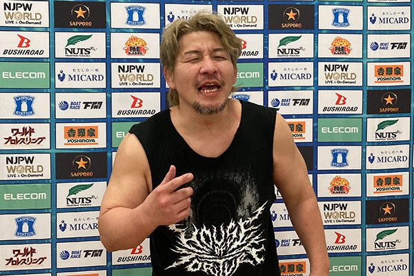 裕二郎「20年以上前の……翔太とのキャッチボールの思い出？ そんなよ、ウ〇コみたいな思い出はよ、トイレットペーパーと一緒に、便器に流してやったよ。……これマジ！」

3.10岡山のコメント全文は
njpw.co.jp/tournament/res…

#njcup