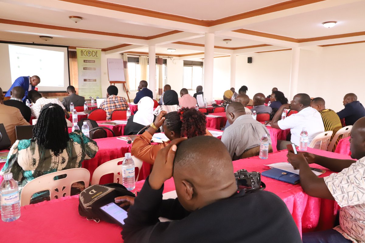 ACODE_Uganda's tweet photo. ACODE and @Heifer_Uganda have carried out a  training workshop on integrating Productive Use of Solar Energy (PUSE) in planning and budgeting in district processes in Luwero districts.
#RenewableEnergy
#BudgetingForSolar https://t.co/zO9sP02QAv