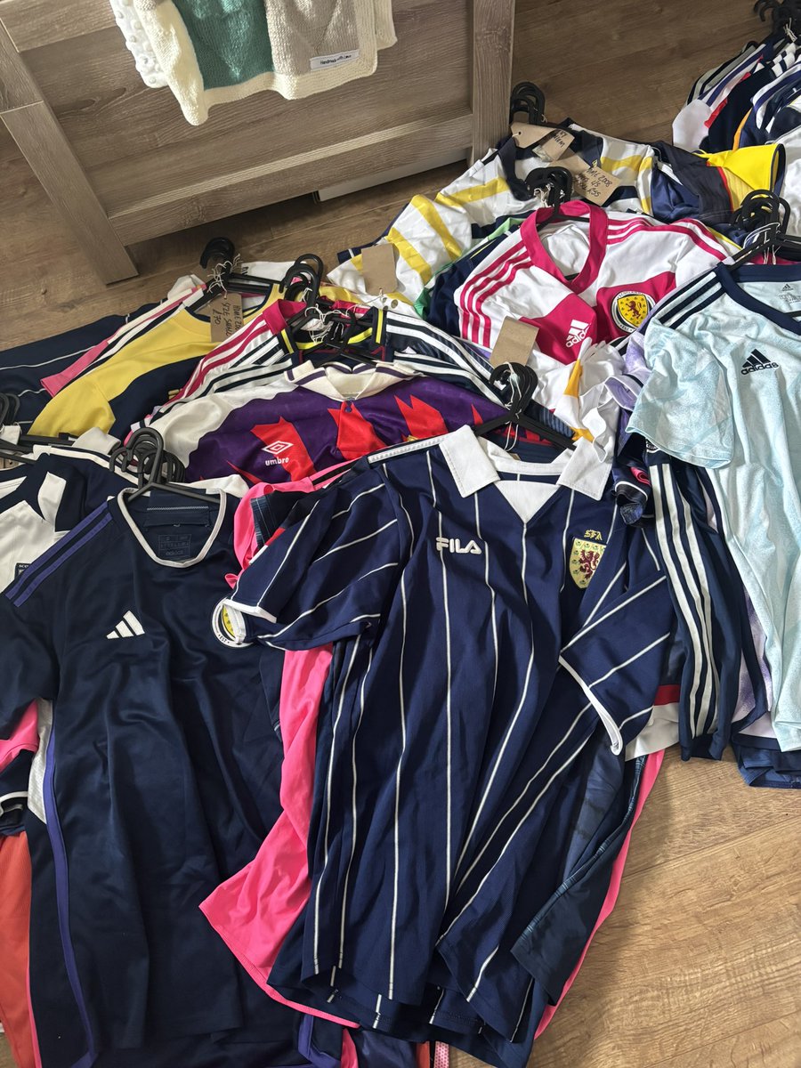 Gary Ross tweet media