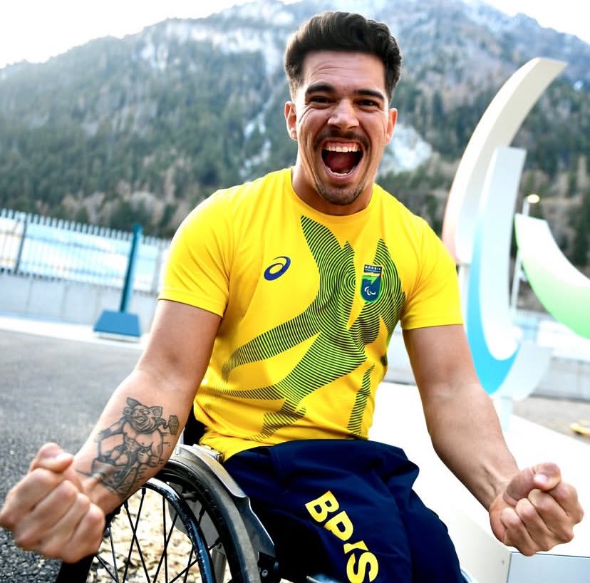 É PRATAAAAAA!!!! 🥈

DE RONDÔNIA PARA O MUNDO 

Cristian Ribera é PRATA nos Jogos Paralimpicos de Inverno 

É a PRIMEIRA medalha da História do Brasil e da América Latina no evento! 

Fantástico demais