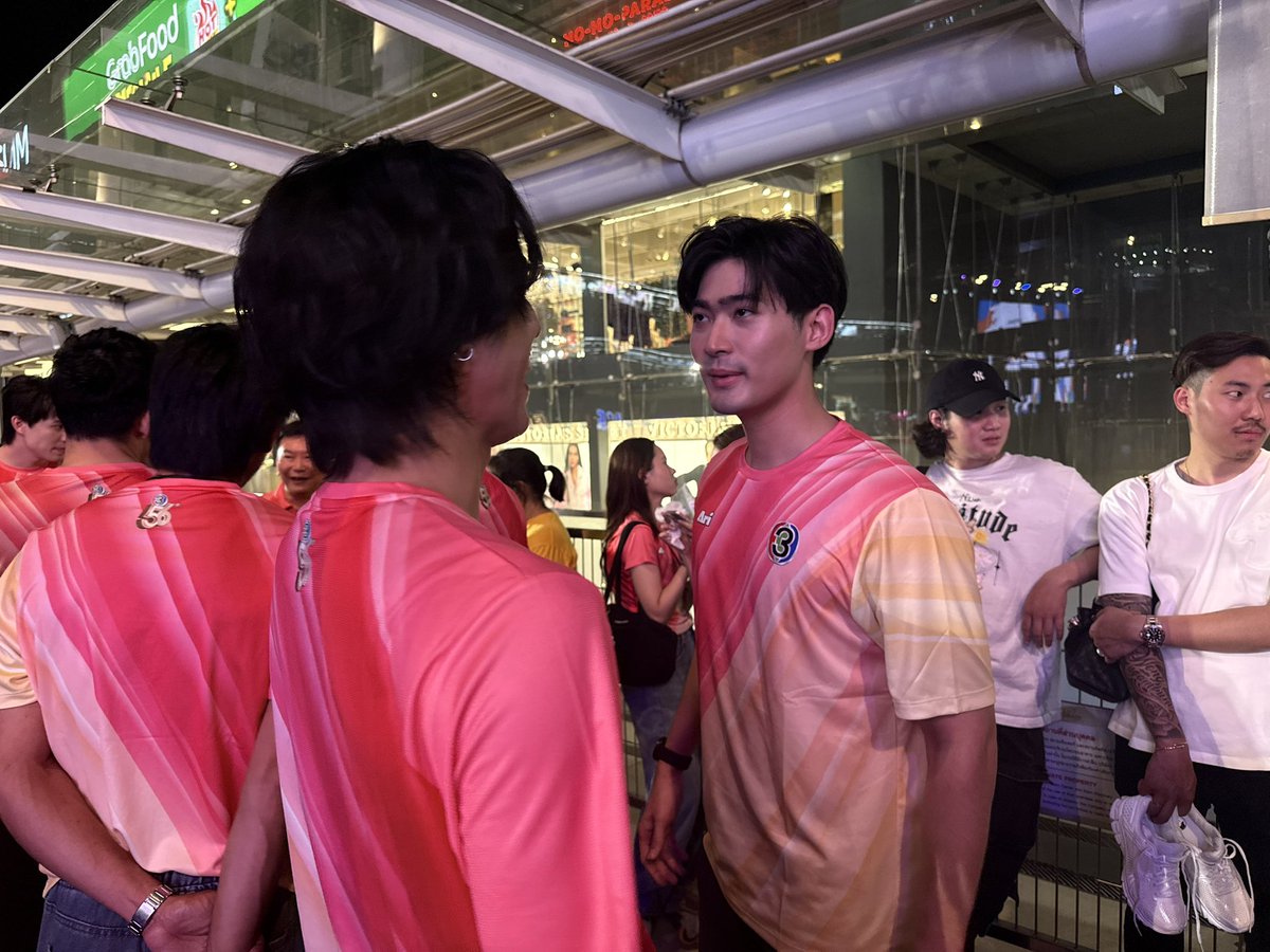 Aui Siyaphat tweet media