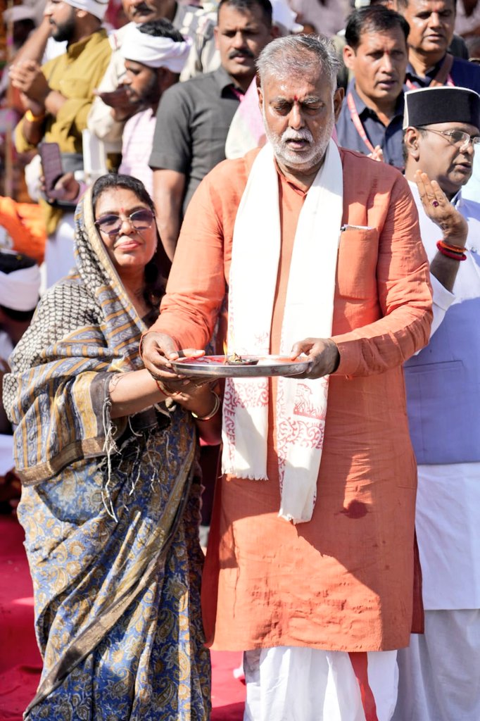 Prahlad Singh Patel ( वृक्ष से जल, जल से जीवन) tweet media