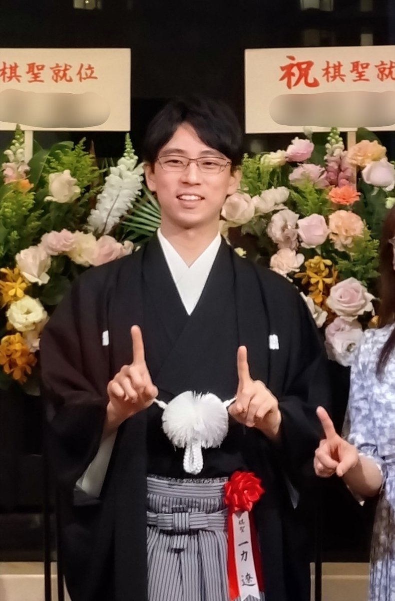 yuamu_ju's tweet photo. 就位式ポーズ集
いつもお願いを聞いてくださり　ありがとうございます
壮観です✨ https://t.co/9xPcx73CSF