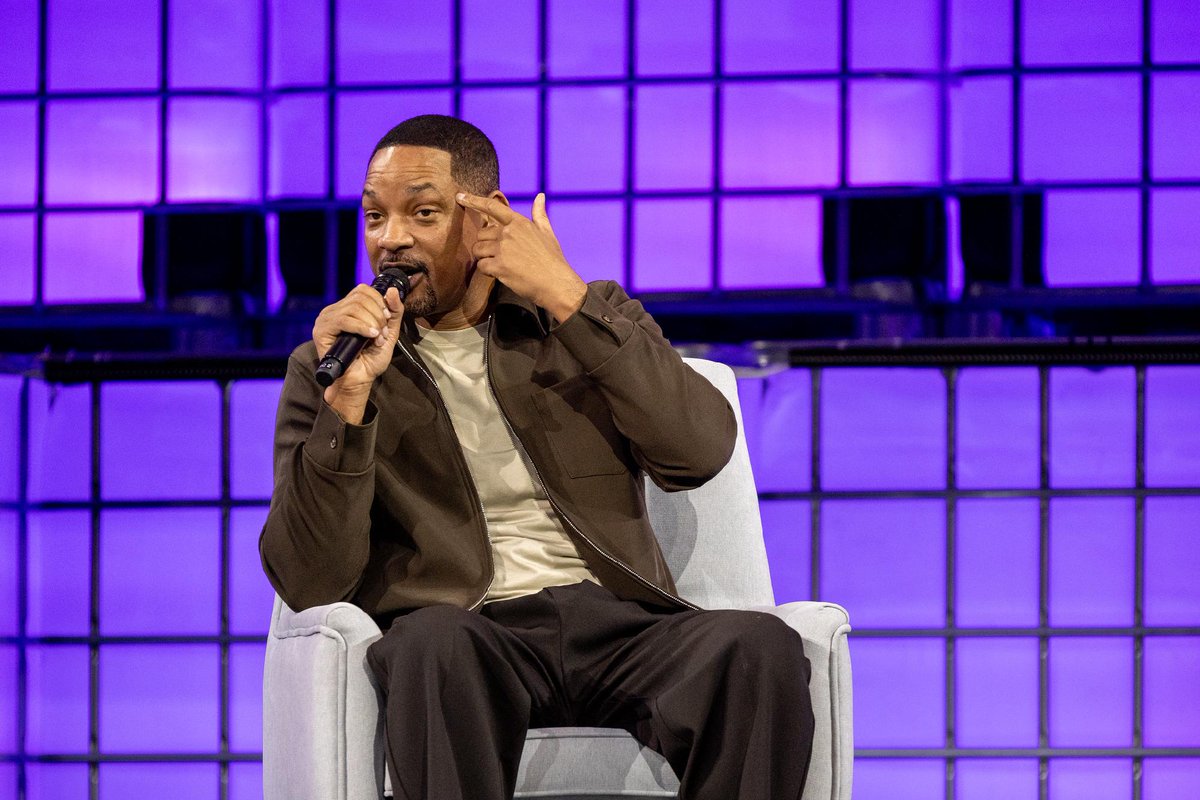 Web Summit tweet media