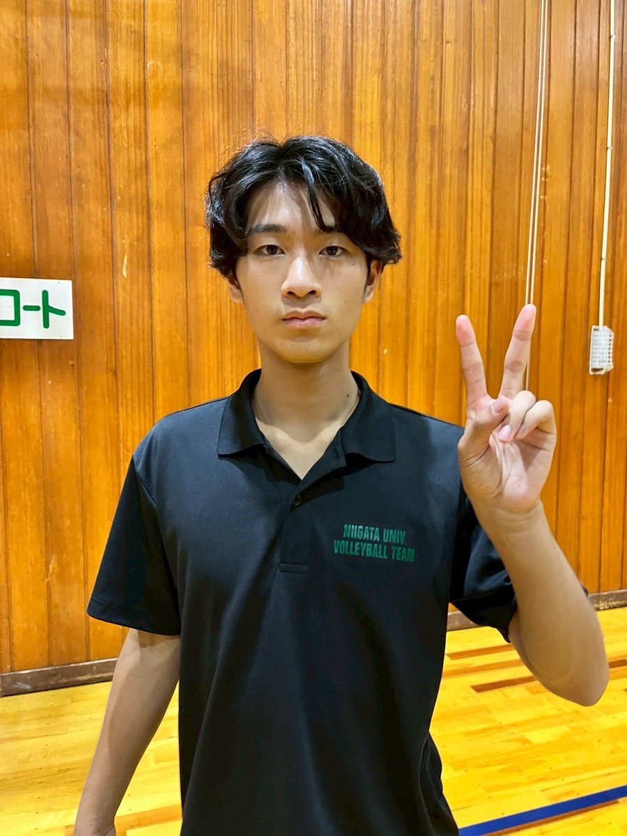 NUVC1's tweet photo. 【部員紹介②】
1. 名前　畠祐太郎
2.学部　 教育学部
3. 出身校　七尾高校
4. ポジション　MB
5. アピールポイント　ターン打ち
6. 一言メッセージ　
　一緒にバレーしましょう https://t.co/azrg9YjRa5