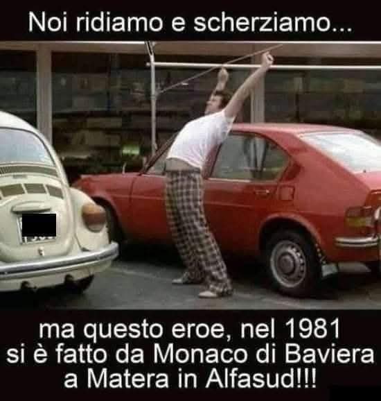 Perdendo in ogni sosta in autostrada un pezzo di Alfasud... MITO.
😂😂😂