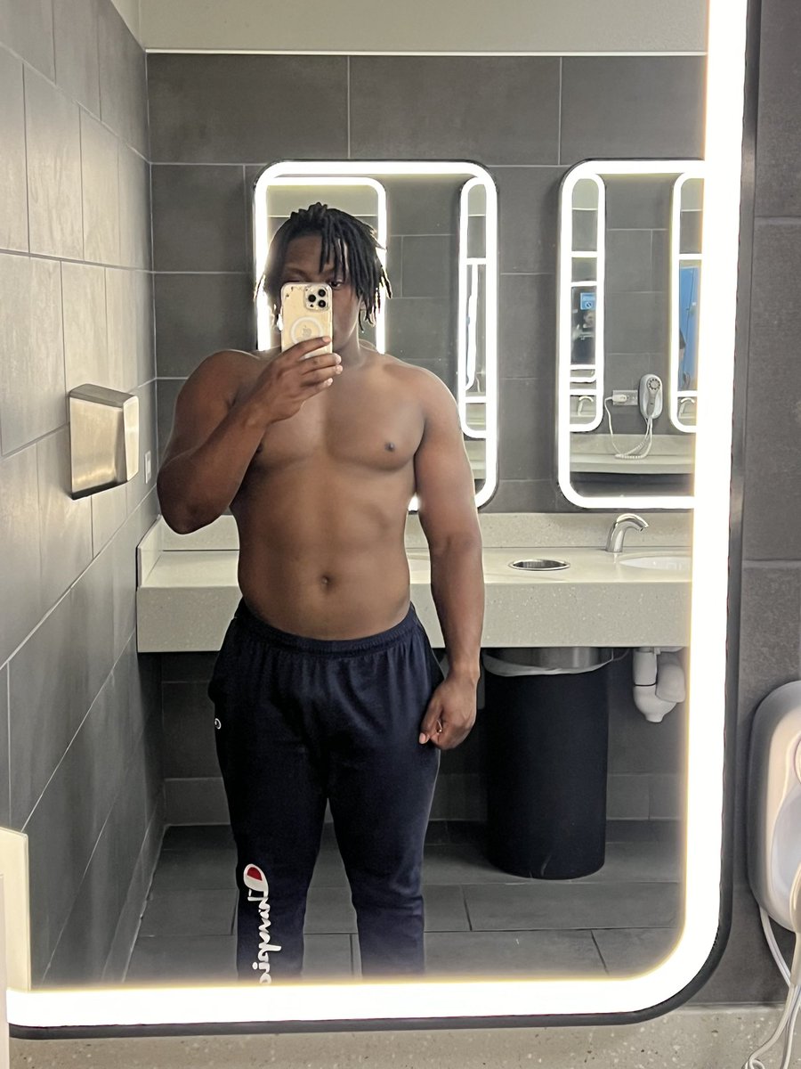 Wrongcashew tweet media