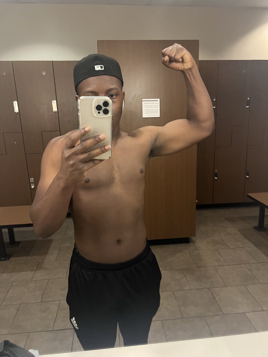 Wrongcashew tweet media