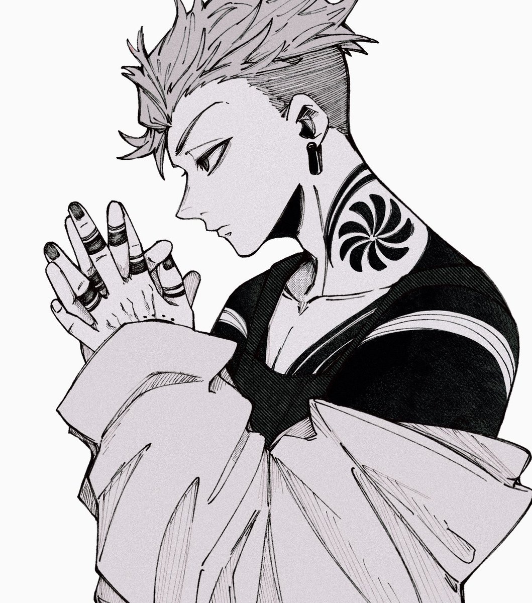 えまる tweet media