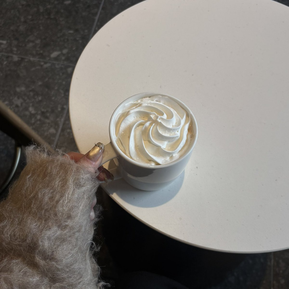 𝑠𝑢𝑢 tweet media