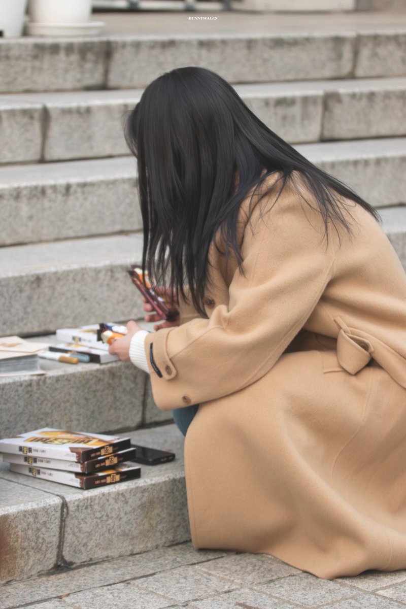 bunnywalks's tweet photo. 260308 | 타오르는 어둠 속에서 퇴근길

좋아하는 까까 나눔💬

#선유하 배우님 https://t.co/xzPppqak36