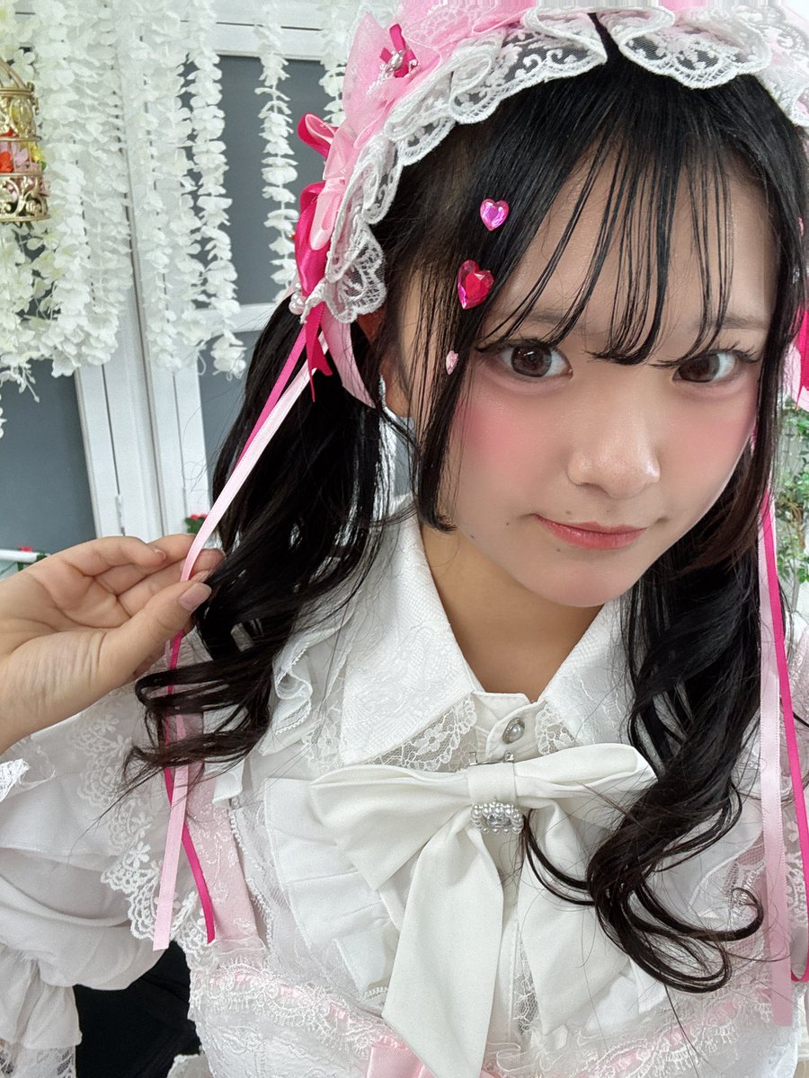 laala_memuchu's tweet photo. はじめまして！
me to♡夢CHUのメンバーになりました！
桜羽 蘭愛(さくらば らあら)です🌸
みんな見つけてくれてありがとう(∩´∀`∩)
これからいっぱい思い出作っていこうね💕︎
みんなで桜満開にしていこうね❀.*ﾟ
 #みーむちゅ 
 #桜満開 https://t.co/lal7XyDcoP