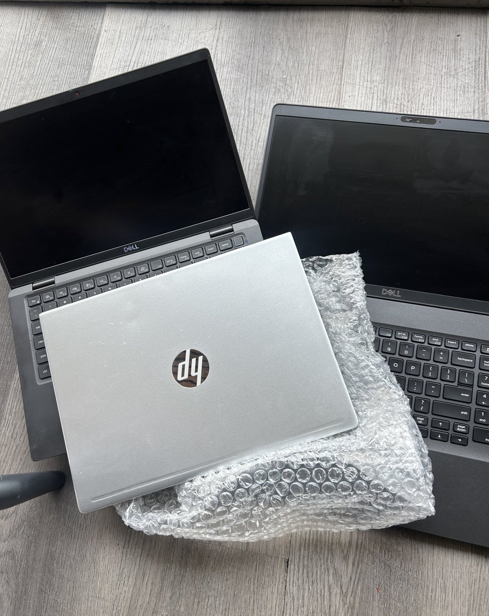 Val Gadgets tweet media