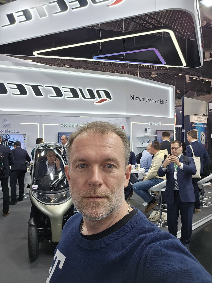 Tim.chirp tweet media