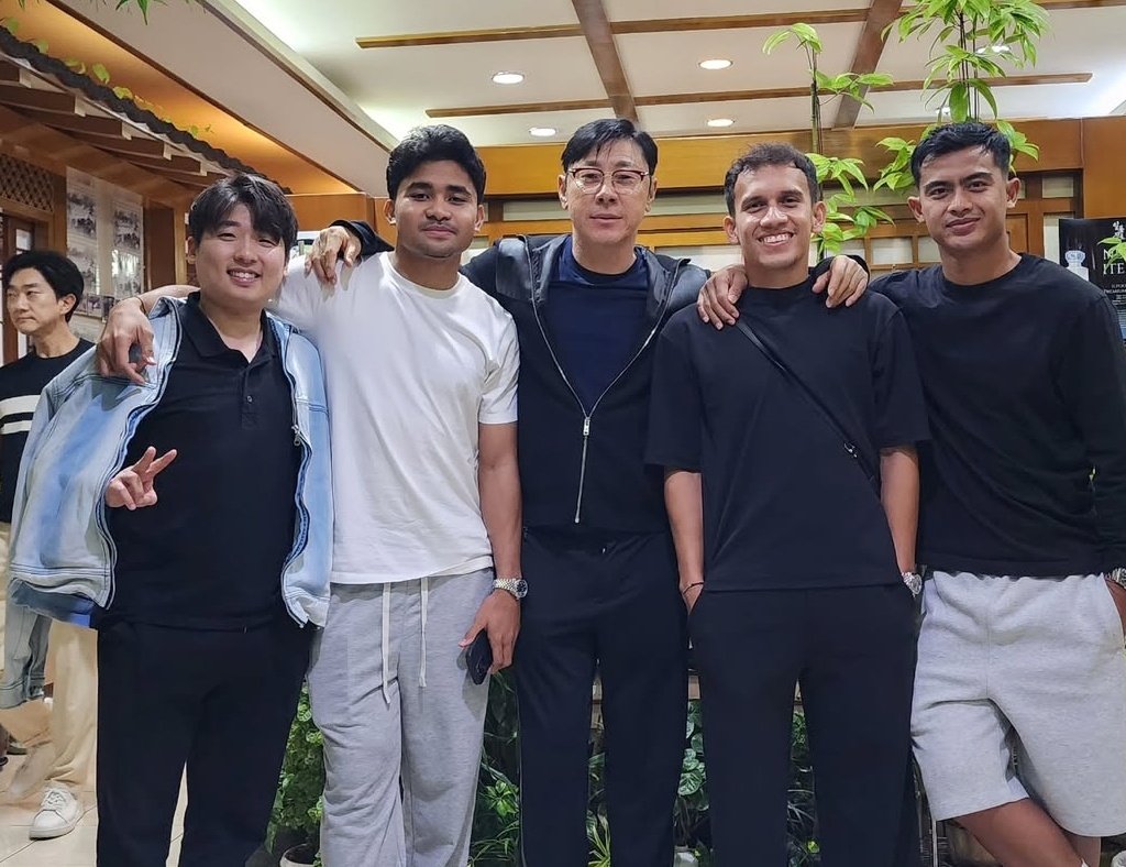 Olahbolacom's tweet image. Ada yang temu kangen. Pada curhat apa nih kira-kira? 👀

#STY #TimnasIndonesia