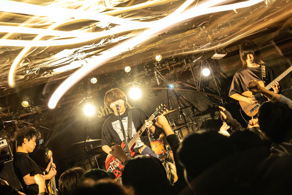 オトトイ tweet media