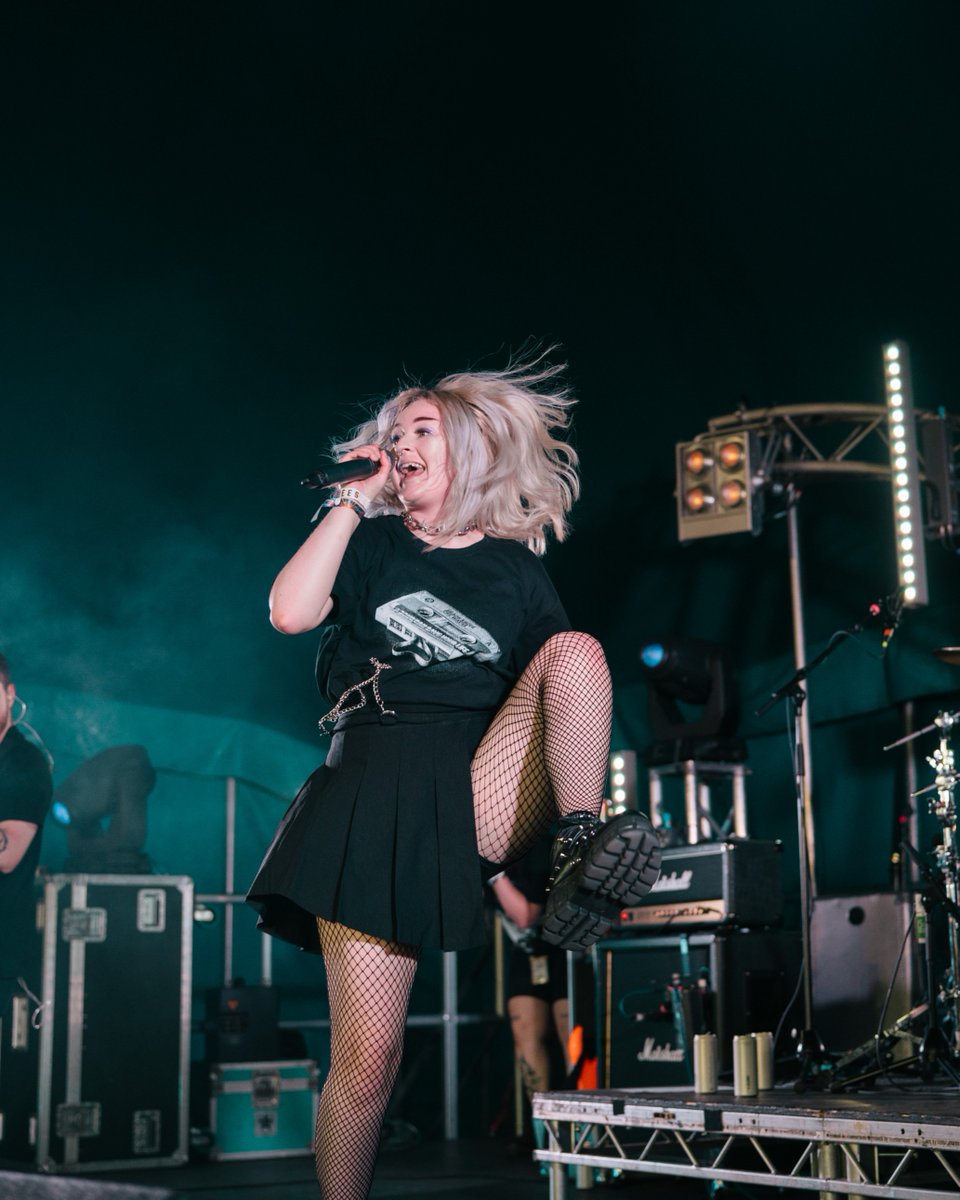 2000trees Festival tweet media