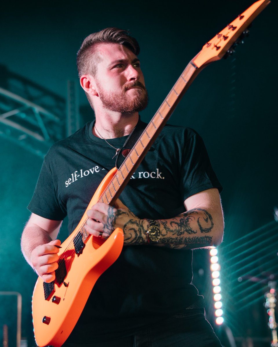 2000trees Festival tweet media