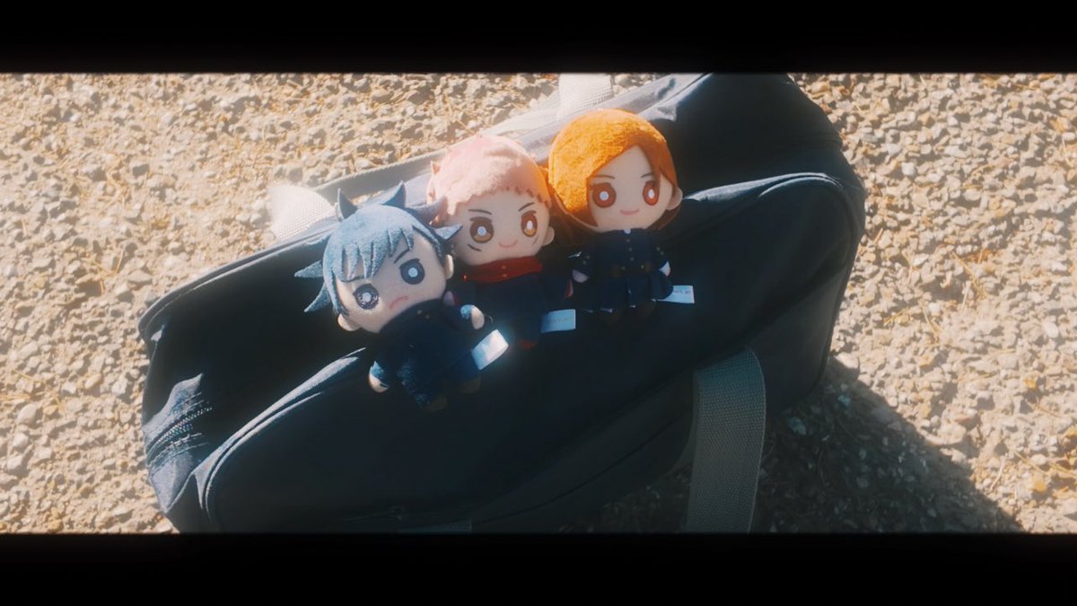 動画楽しい……撮影じゃなくてオフショみたいなものをゆるっと撮って現像するだけで、彼らがそこに居る自然な姿が残せるのあまりに良い。

(<a href="/ma_chi_i_/">まちぃ🐧</a> )