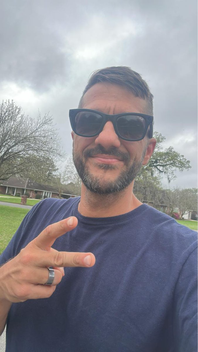 smartflippers01's tweet photo. My business is being built brick by brick. What I mean is, I’m out here making the bricks from scratch and the mortar then laying them.
Every day is challenging and somehow by the end of the day I’m further along. https://t.co/Z1utqAL6Xr