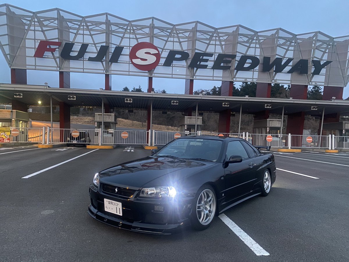 R34_11's tweet photo. #34祭り 
来年は何履いて行こうかな🛞 https://t.co/1vP2lKH70o