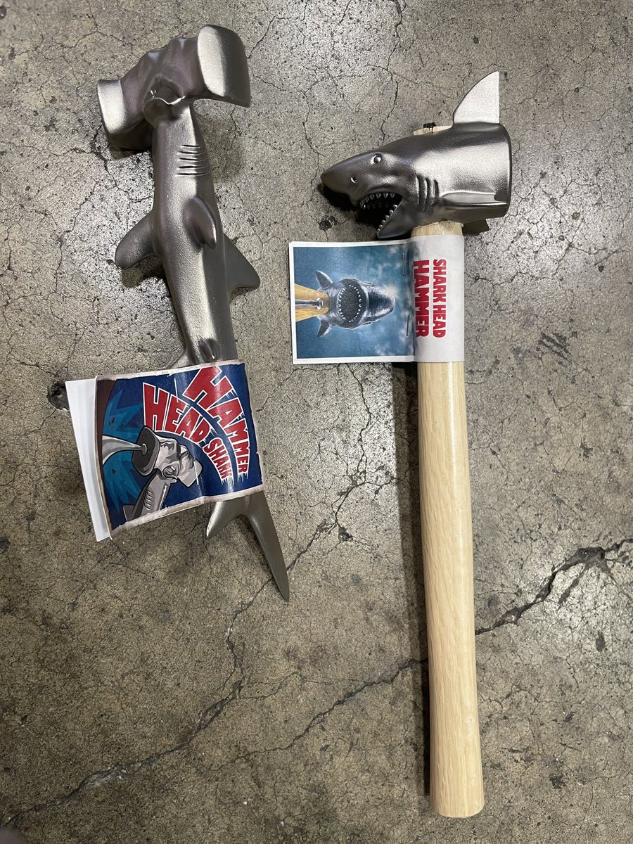 ←ハンマーヘッドシャークハンマー
　　　　　　　シャークヘッドハンマー→