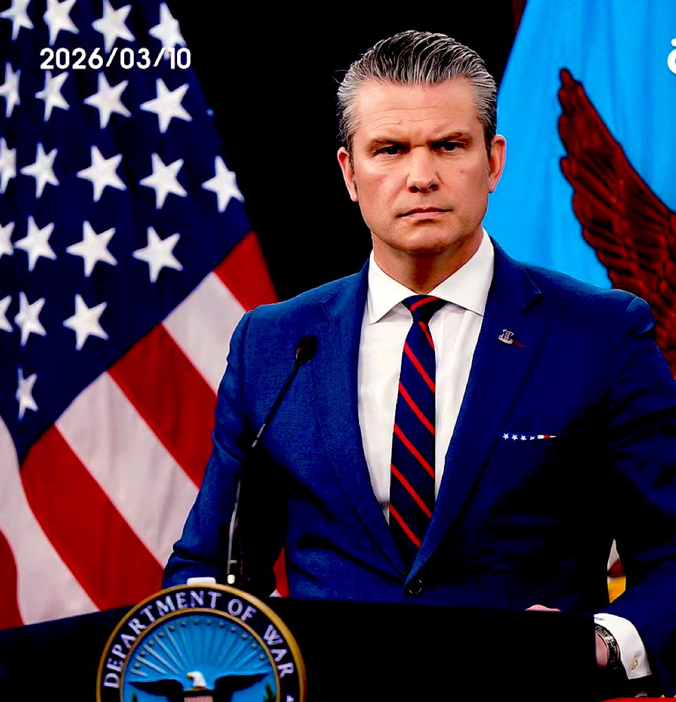 تحذير وزير الدفاع الأمريكي: أي إغلاق لمضيق هرمز سيواجه ردًا عسكريًا قويًا