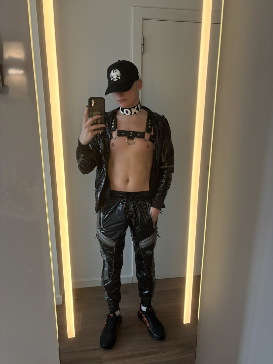 LOKI 🖤 🔜 Easter Berlin tweet media