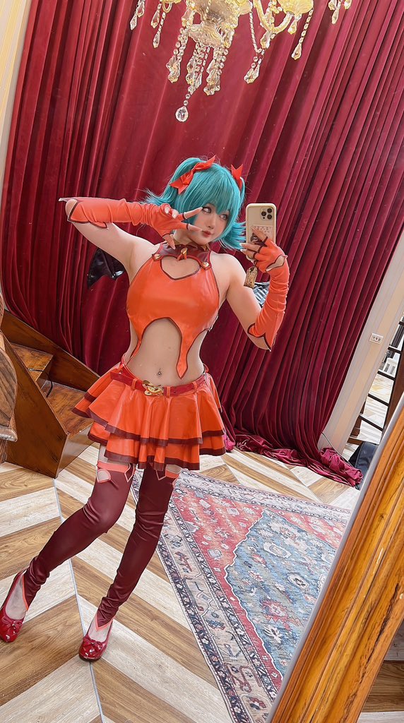 最近胖了臉跟身體都圓了ಥ_ಥ